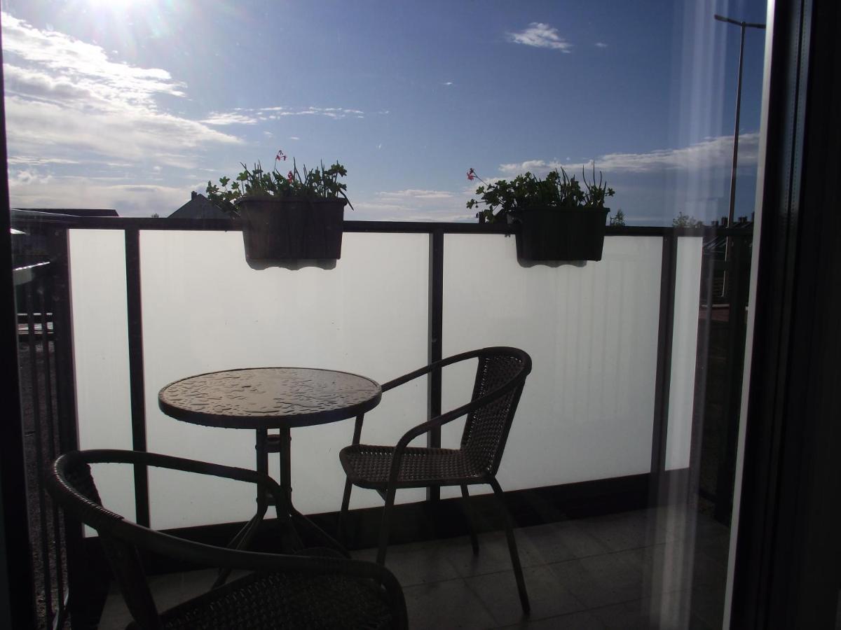 Apartament Holenderski Z Prywatnym Miejscem Postojowym W Garazu Koszalin Eksteriør bilde